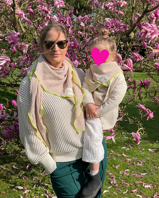 Musselin Halstuch Mädchen beige mit gelb 60x60 cm