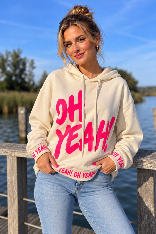 Oversize Hoodie „OH YEAH!“ – Sand mit Neonprint