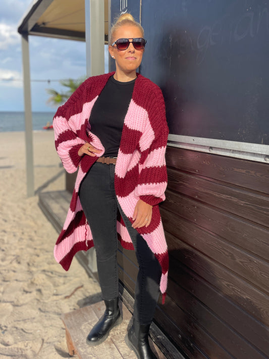 Oversize Strickmantel Bordeaux/Rosa