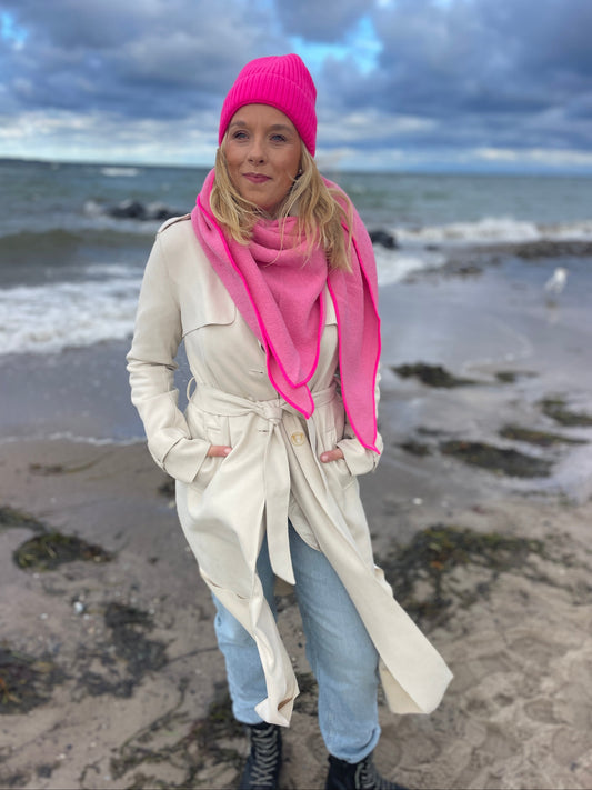 Dreieckstuch mit Wollanteil und Kaschmir – Weicher Strickschal mit Neon-Kante