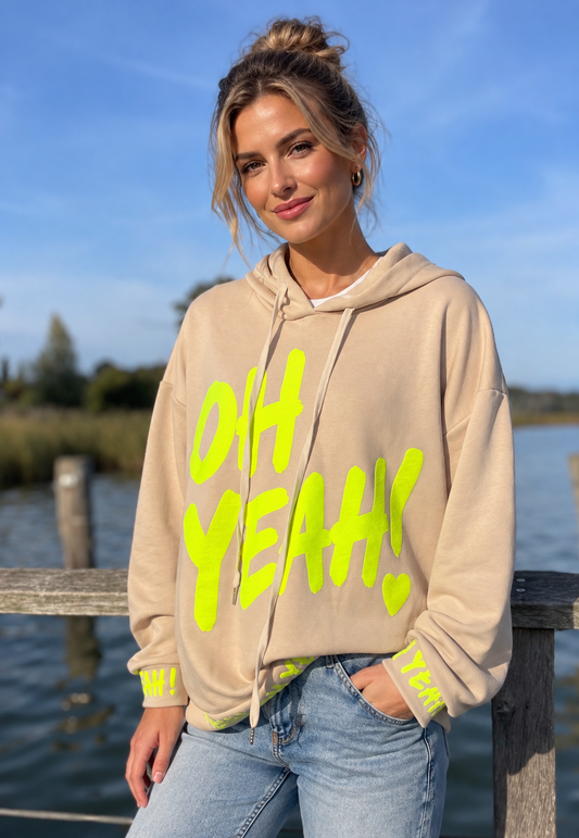 Oversize Hoodie „OH YEAH!“ – Beige mit Neonprint