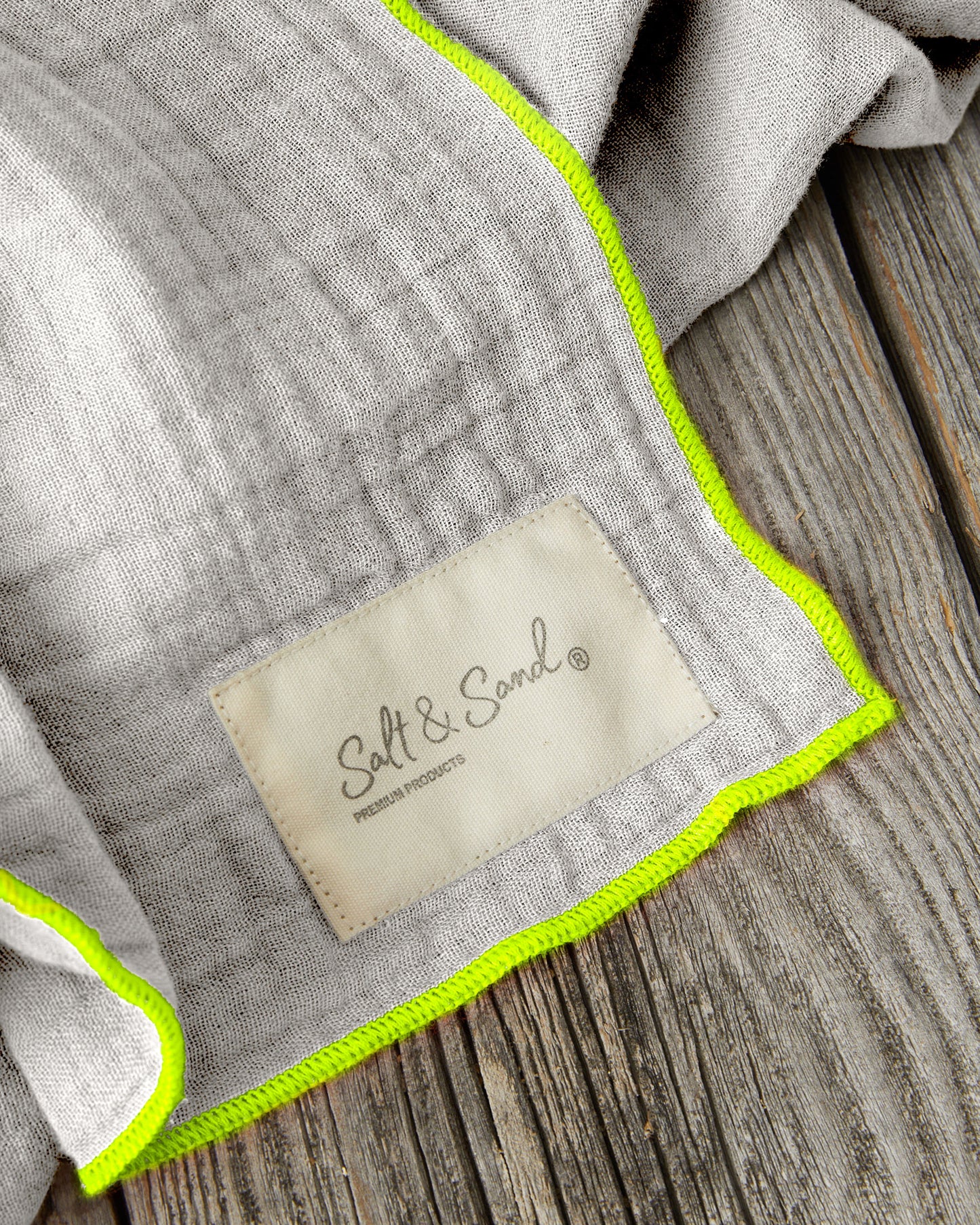 Musselin Tuch Damen l Lichtgrau mit Neon Gelb