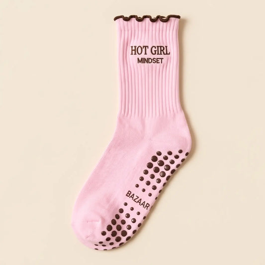 Hot Girl Mindset – Pinke Pilates & Yoga Grip-Socken