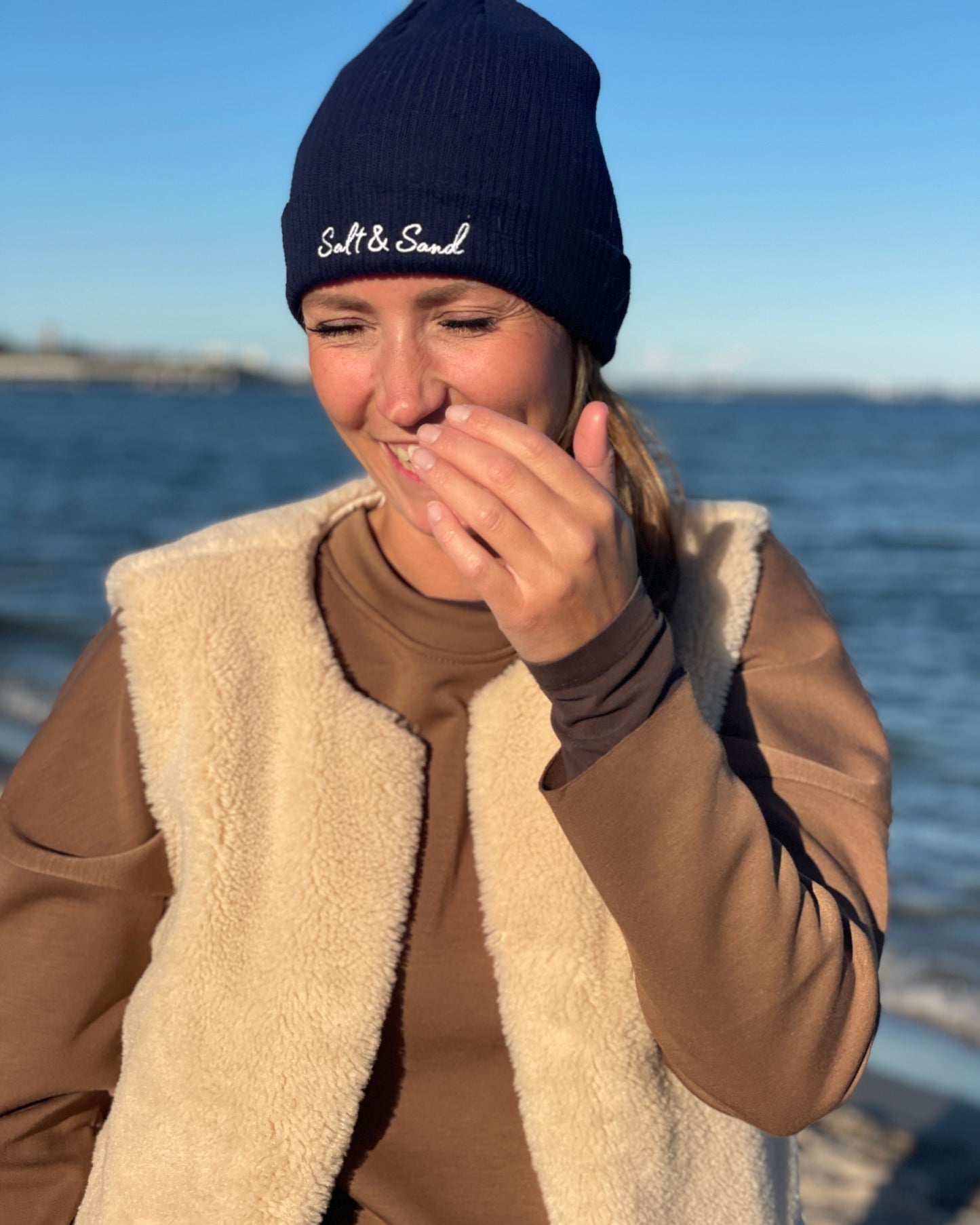 Unisex Beanie blau aus 100 % Bio-Baumwolle