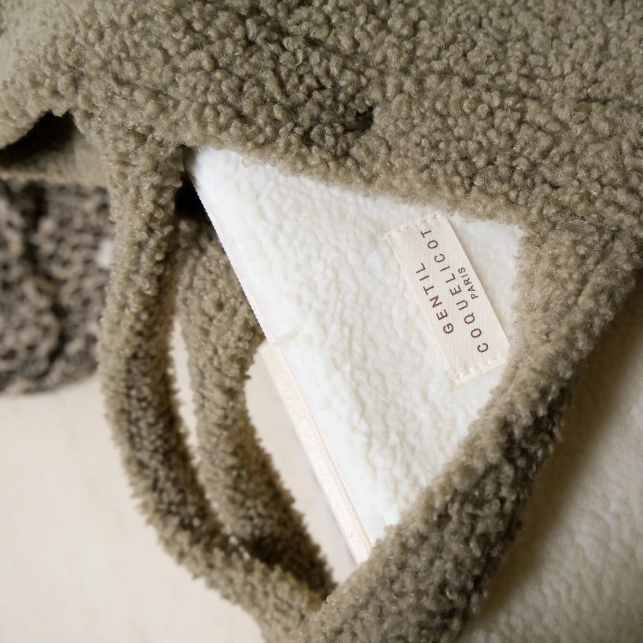 Teddy Shopper – Flauschige Tragetasche in Taupe