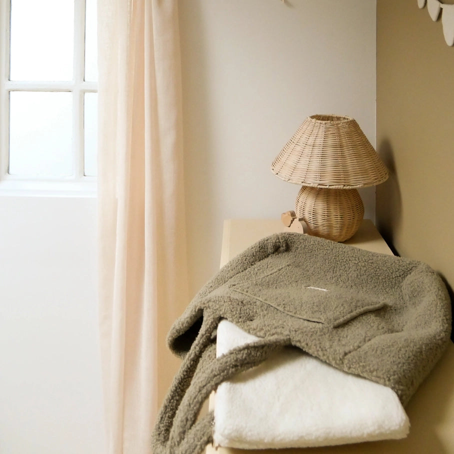 Teddy Shopper – Flauschige Tragetasche in Taupe