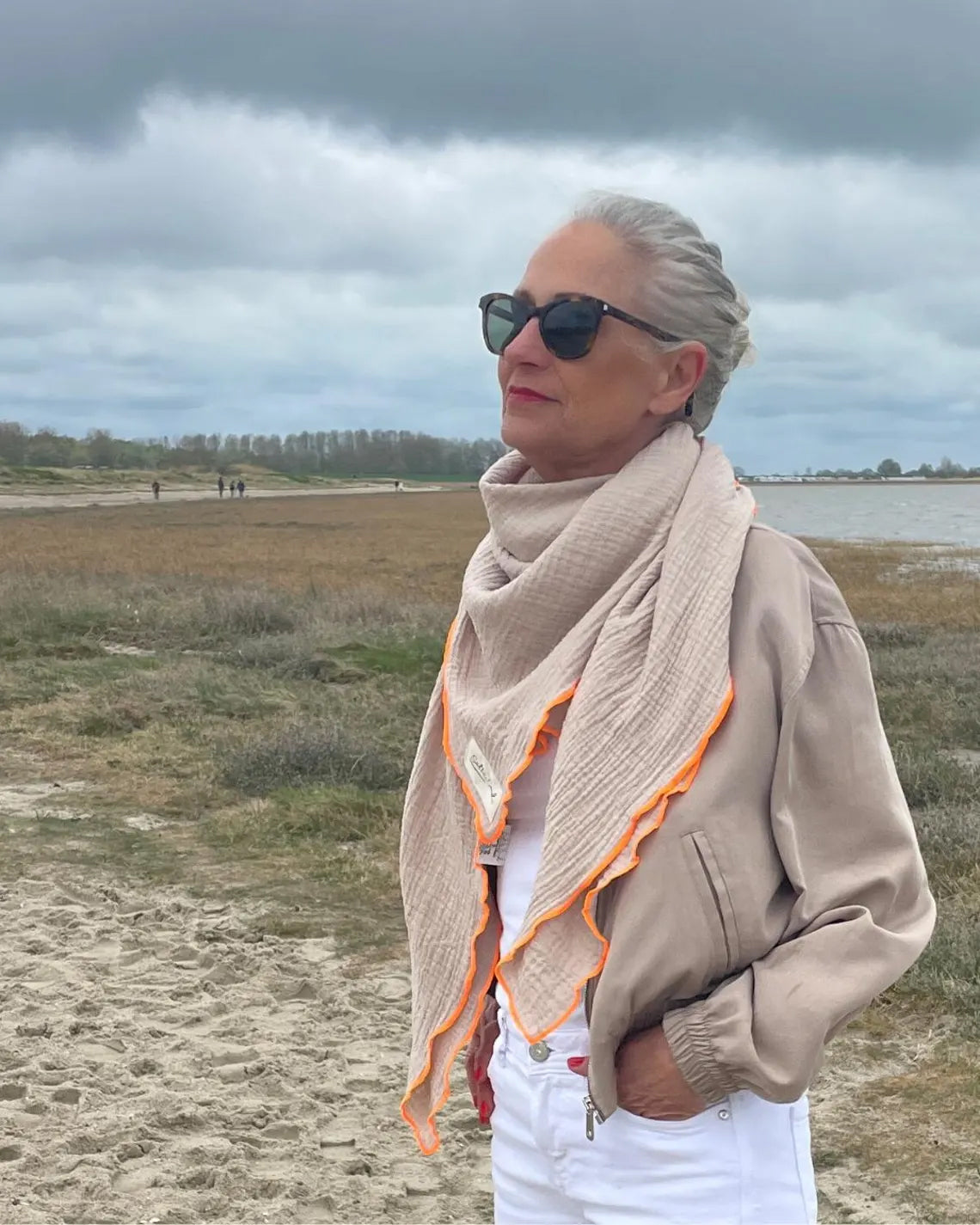 Musselin Tuch Damen l Beige mit Neon Orange