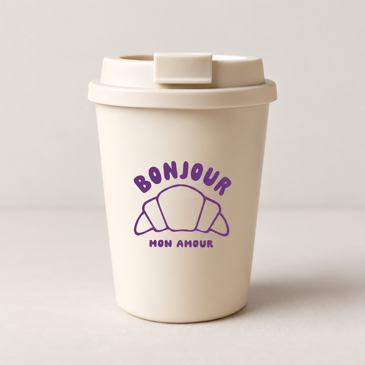 Coffee-to-Go-Becher „Bonjour mon Amour“ – Creme/Lila | 350 ml