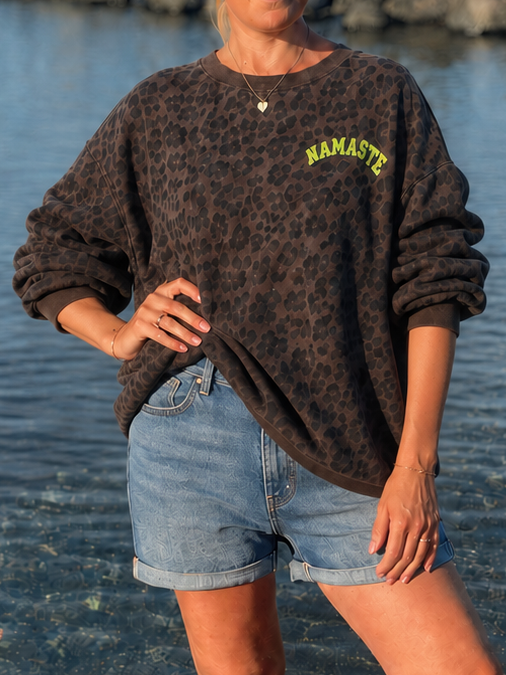 Leo Oversize Sweater „Namasté“ - Neon Gelb