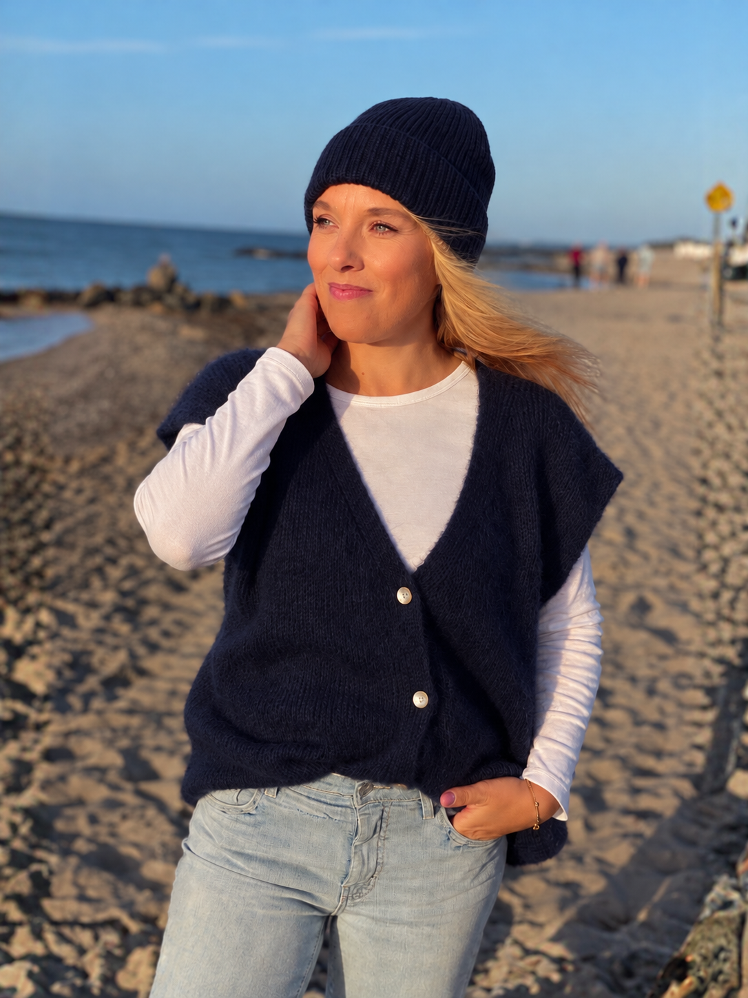 Kaschmir-Strickmütze in Marine Blau