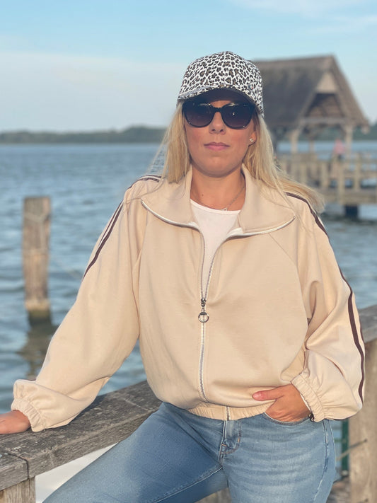 Leo Cap – Wild & Easy