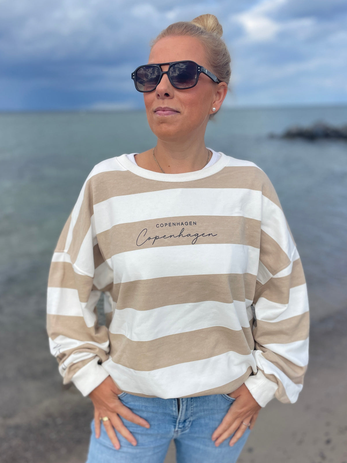 Oversize Sweatshirt Copenhagen – Beige/Weiss