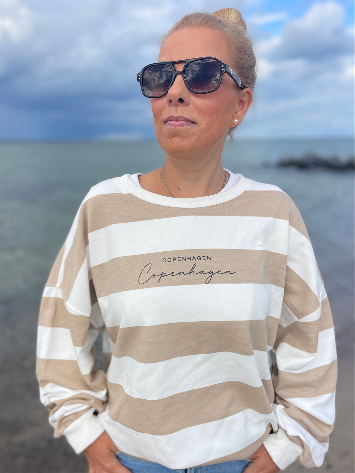 Oversize Sweatshirt Copenhagen – Beige/Weiss