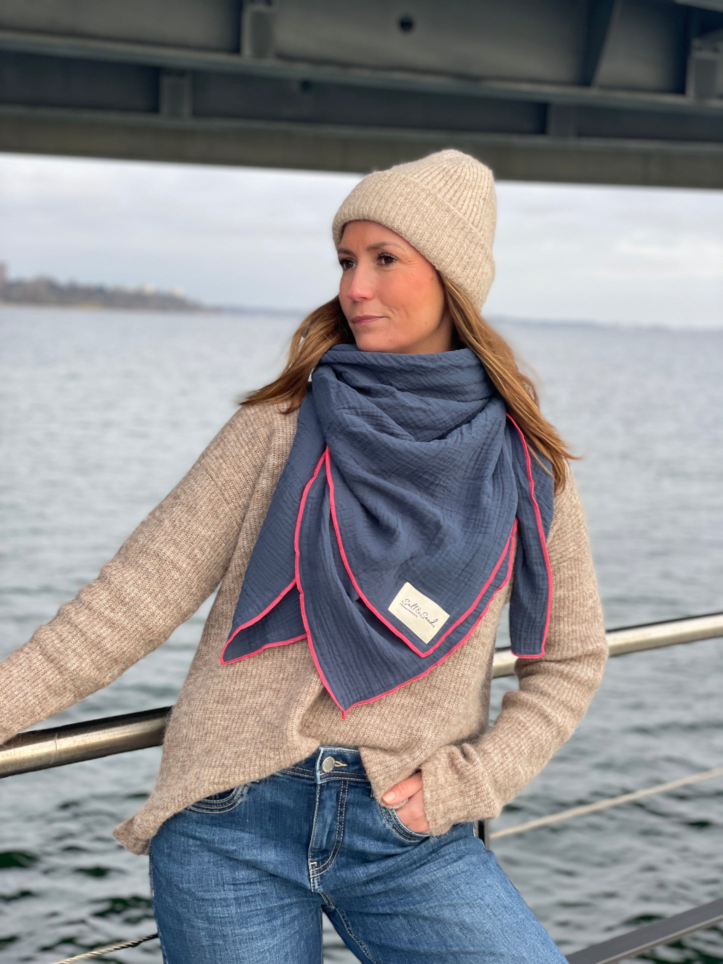 Musselin Tuch Damen l Jeansblau mit pink