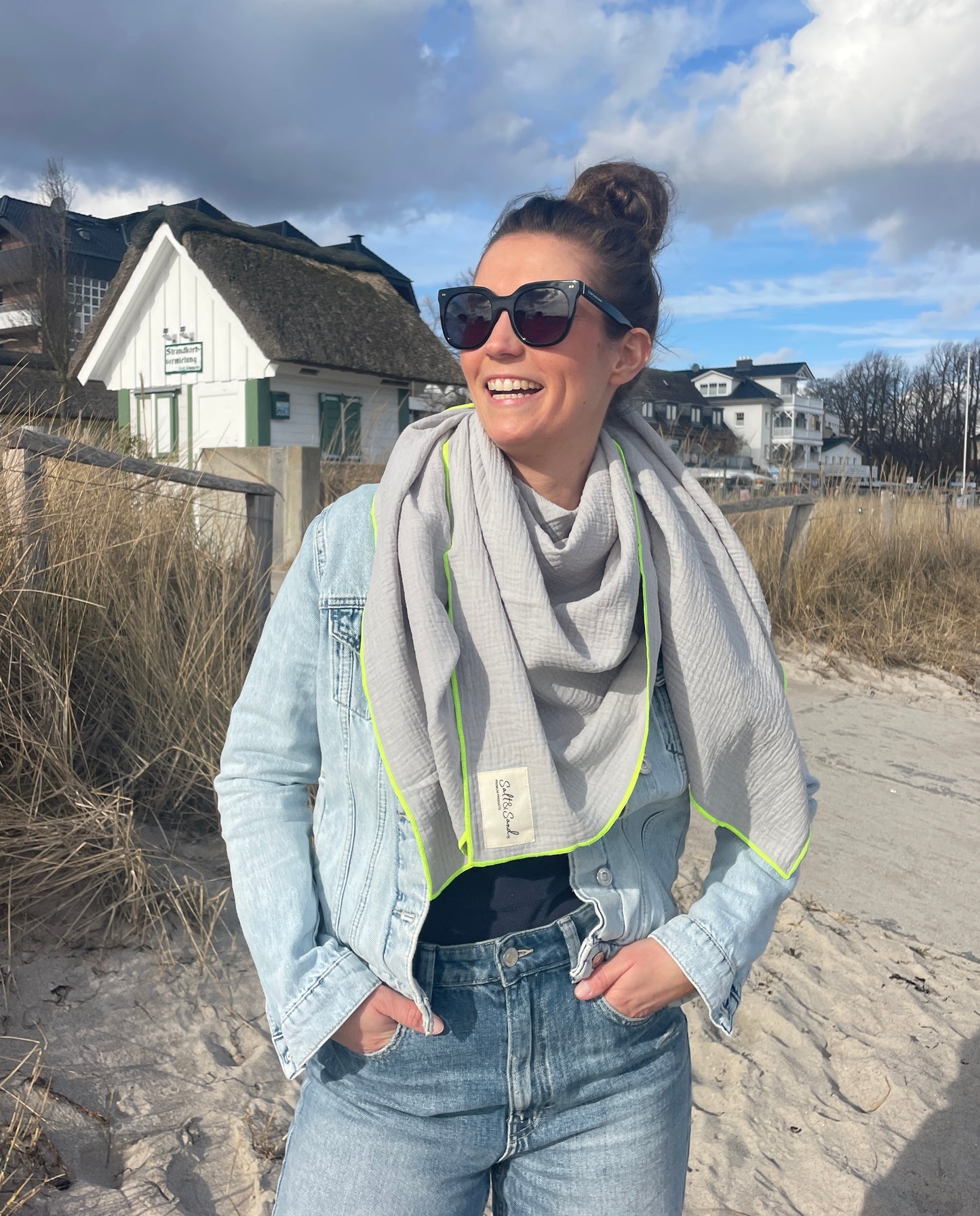 Musselin Tuch Damen l Grau mit Neon Gelb