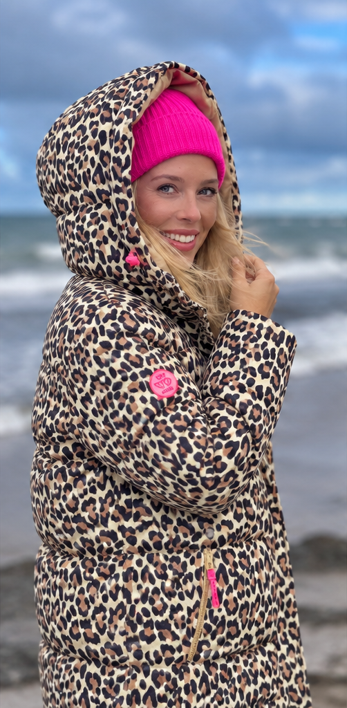 Leo Steppjacke – Beige mit pinken Details